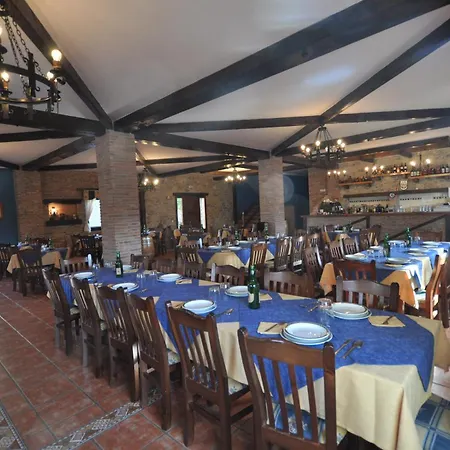 Hotell Alonso Llanes